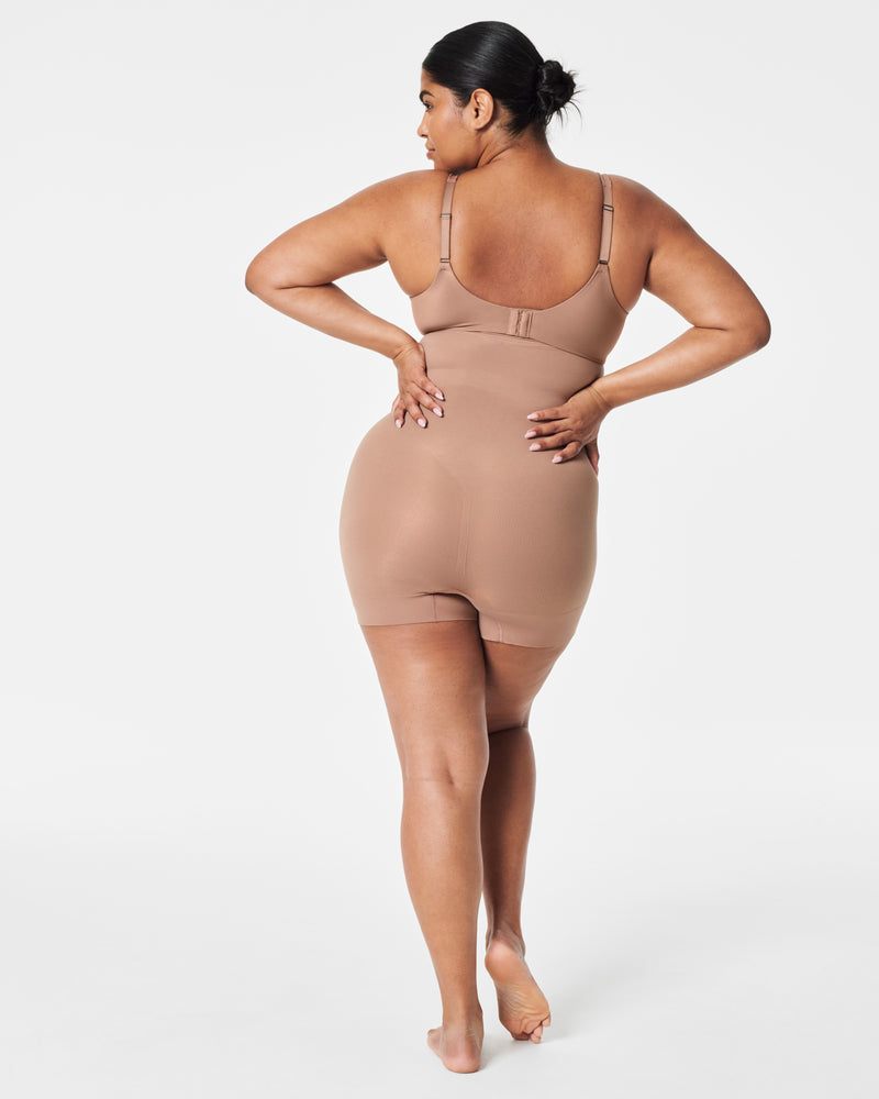 High-Waisted Shorty - Image 5