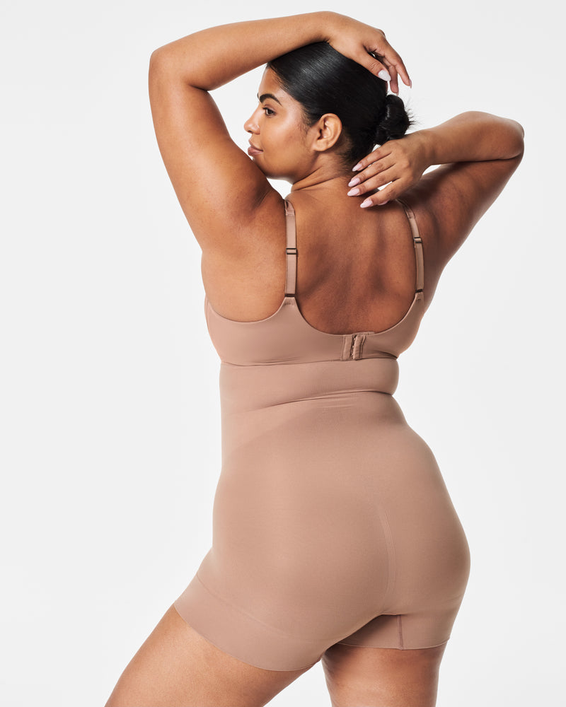 High-Waisted Shorty - Image 6