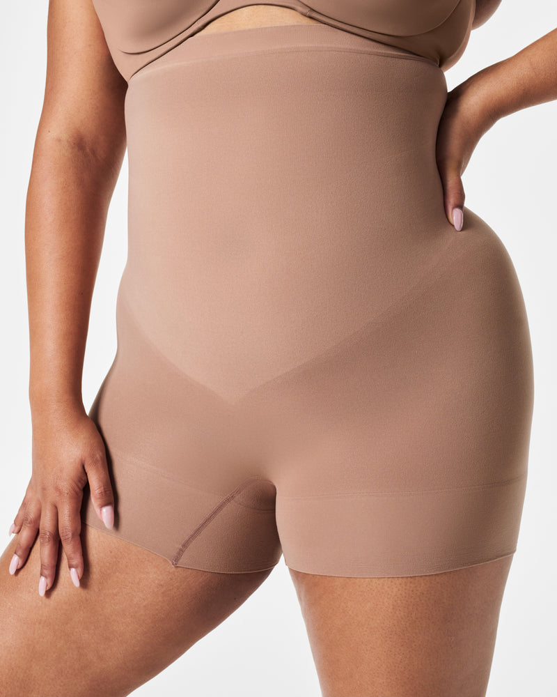 High-Waisted Shorty - Image 2