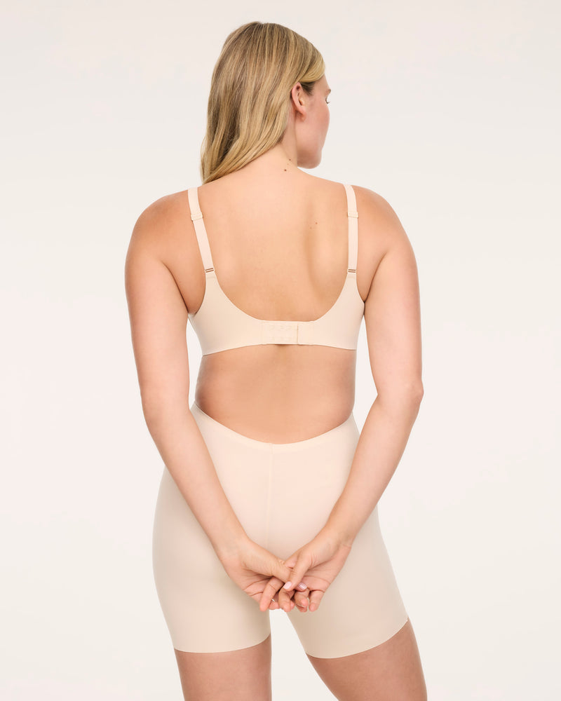 Low-Back Mid-Thigh Short