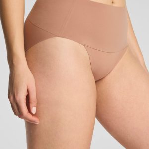 Hi-Leg Brief