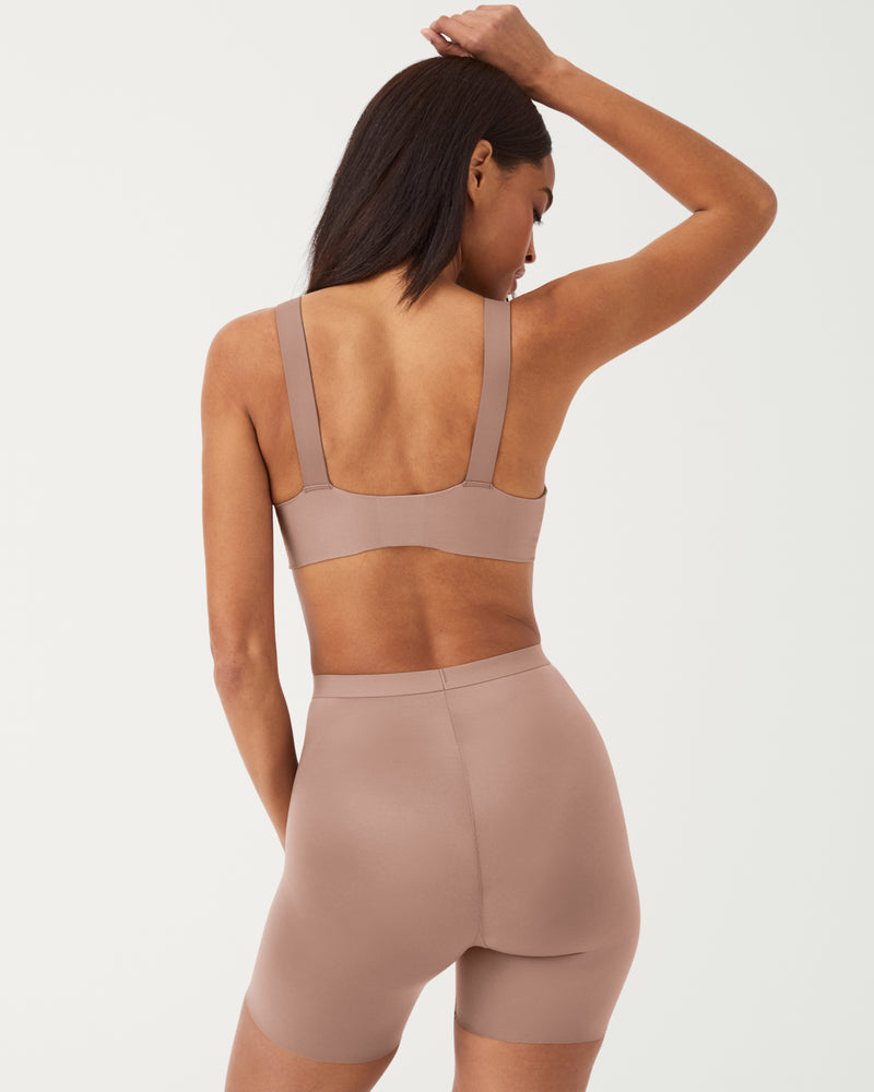 Girlshort - Image 6